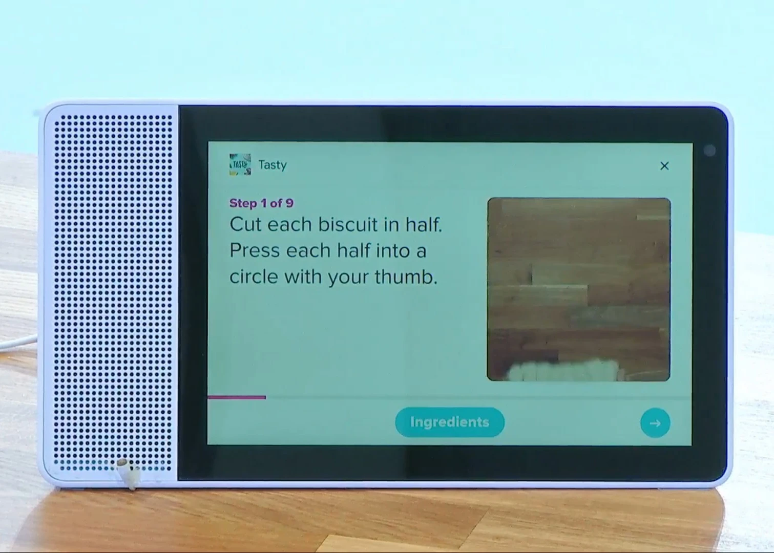 Google Assistant will soon work with devices with screens