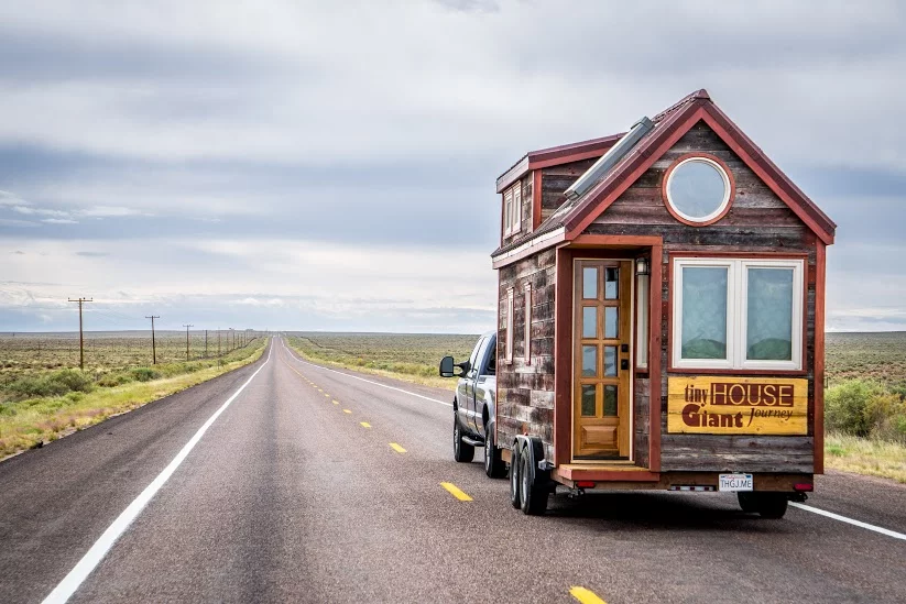 The couple put 22,000 miles (about 35,406 km) on their tiny home