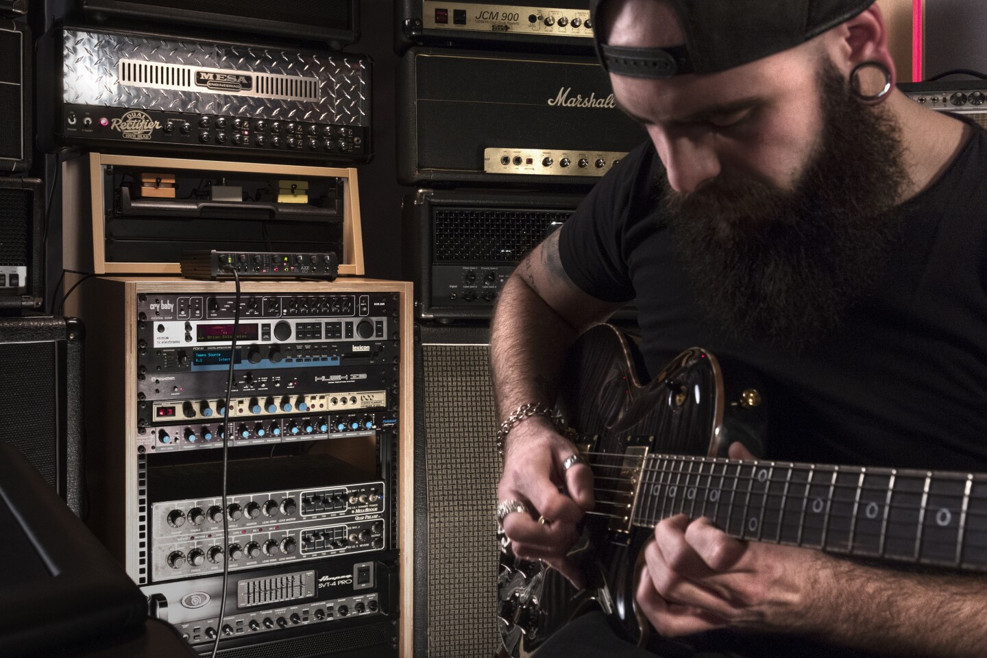 Re-amplification modes cooked into the Axe I/O allow for the pain-free integration of "real world" music hardware into the recording setup, should you prefer your own amp or pedalboard to those offered by plug-ins loaded into the recording software running on the laptop or computer