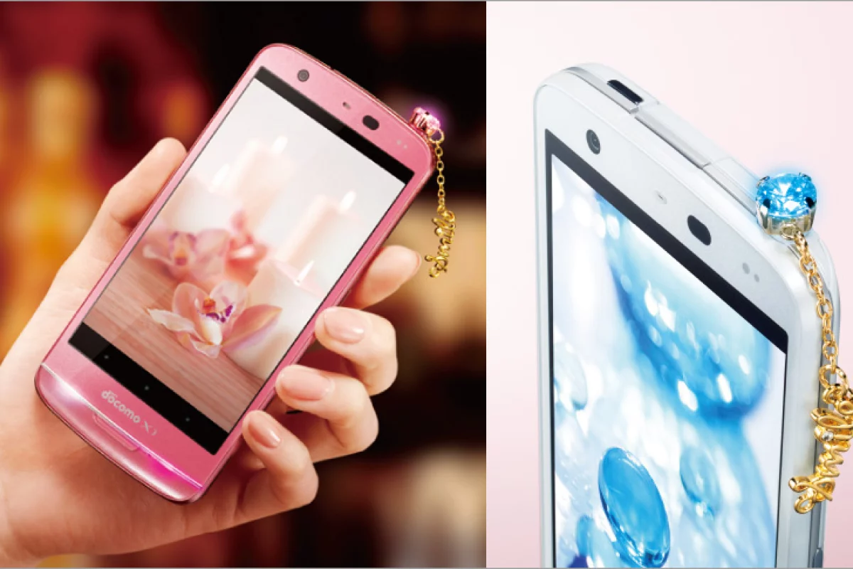 NEC's Medias X N-06E is the world's first smartphone with water cooling