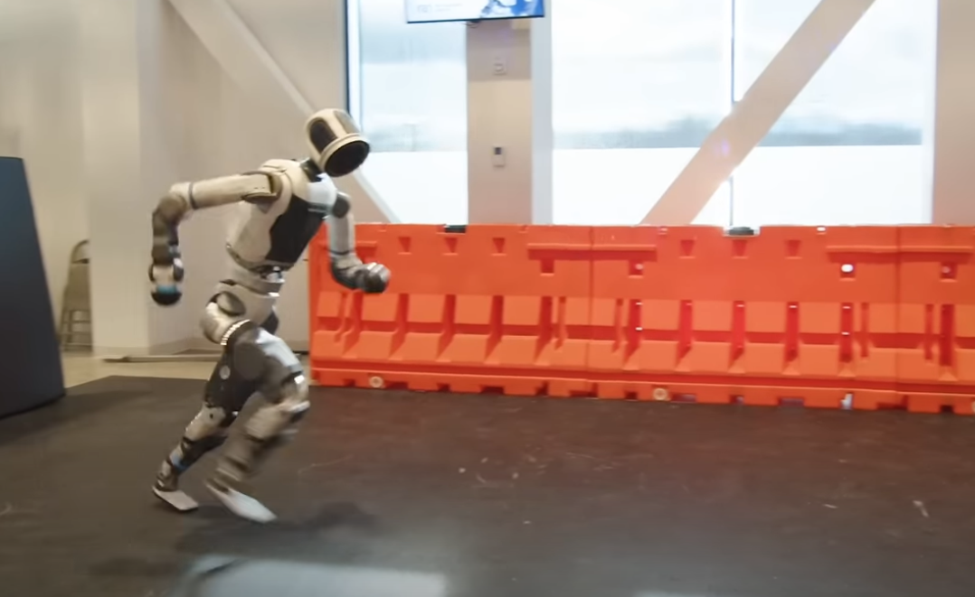 The running motion is by far the smoothest and most natural we've seen