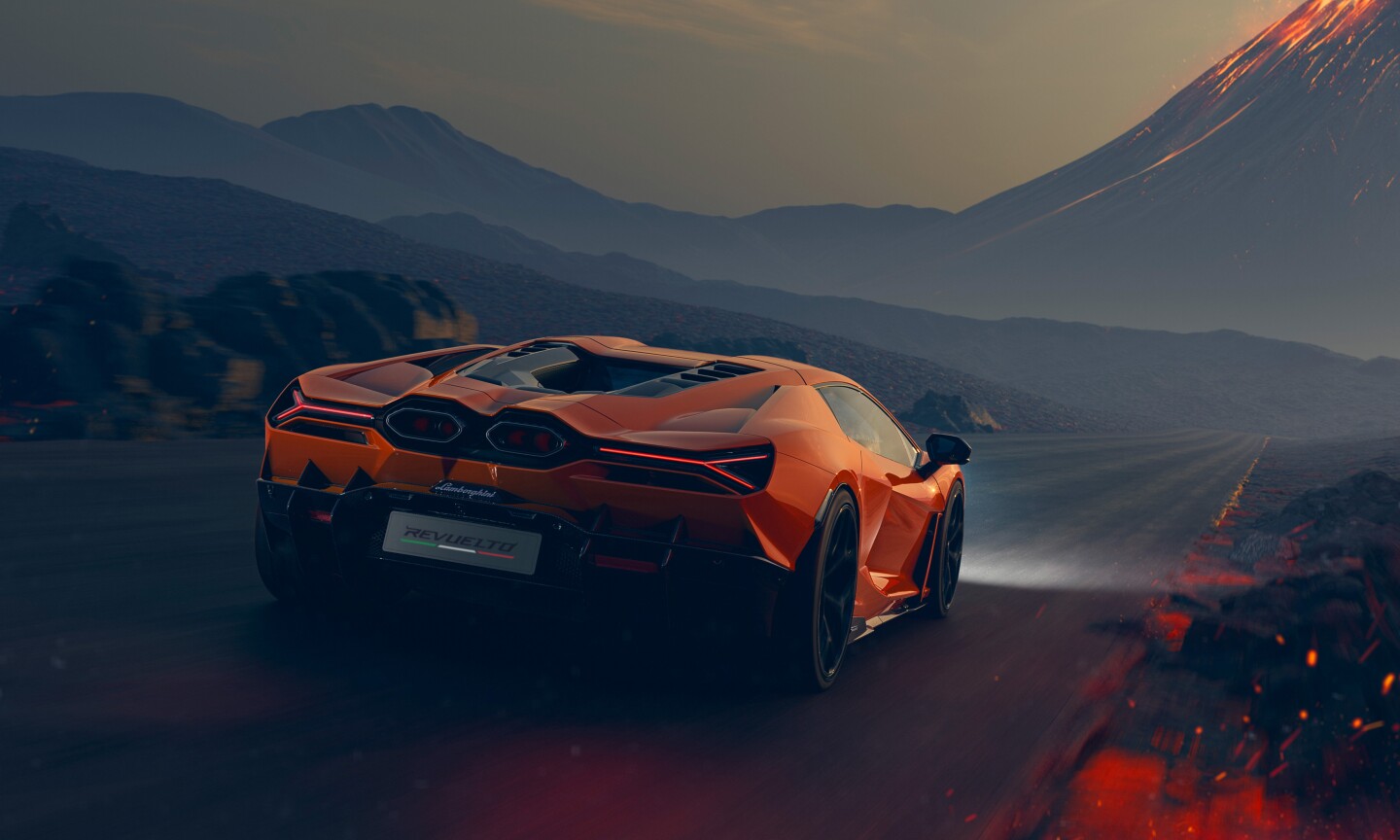 The Lamborghini Revuelto 0 to 62 in 2.5 seconds