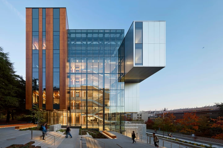 The University of Washington - Life Sciences Building is one of the sustainable projects highlighted in the 2021 COTE Top Ten Awards