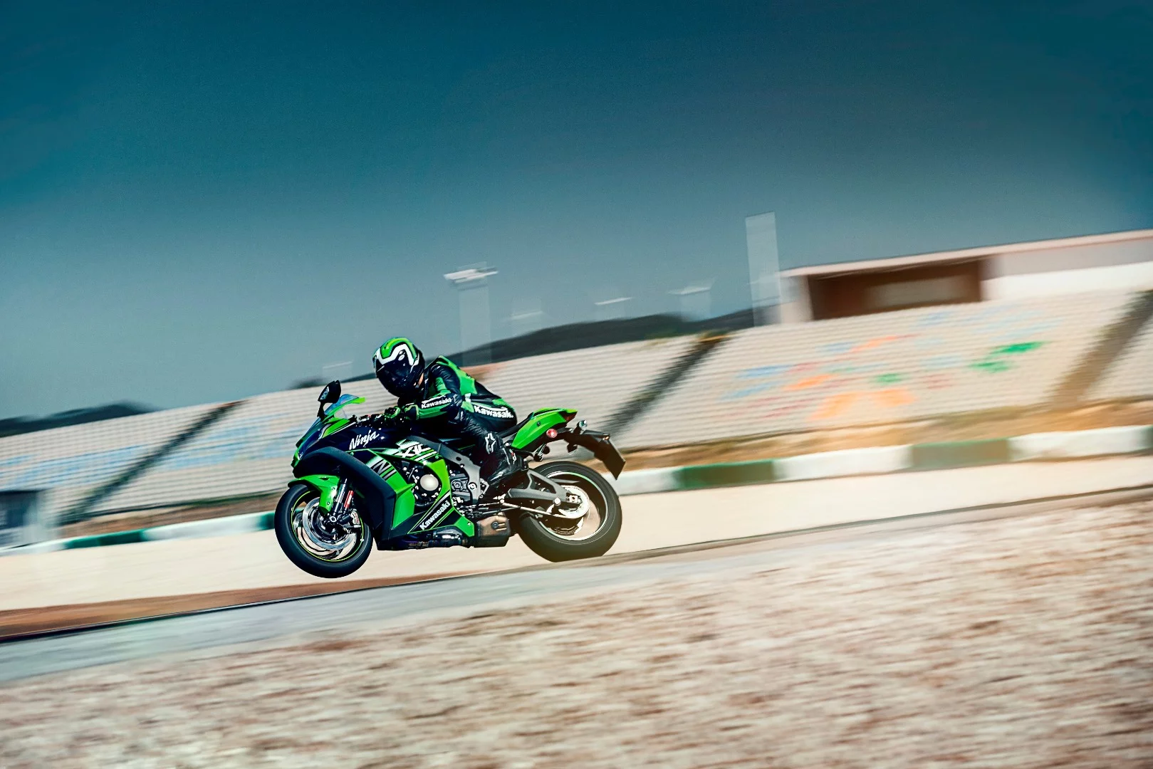 The 2016 Kawasaki Ninja ZX-10R in action