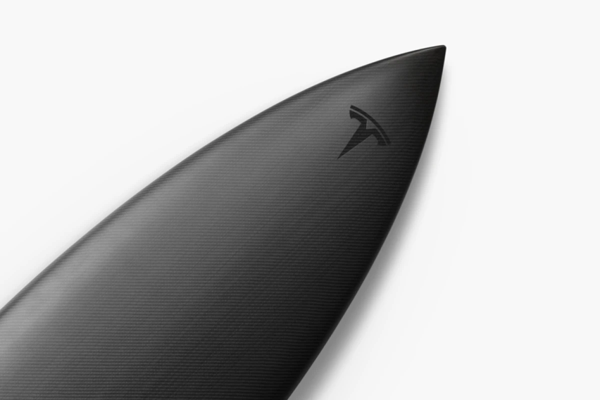 Tesla's limited run of 200 surfboards has sold out within a day of appearing on its store