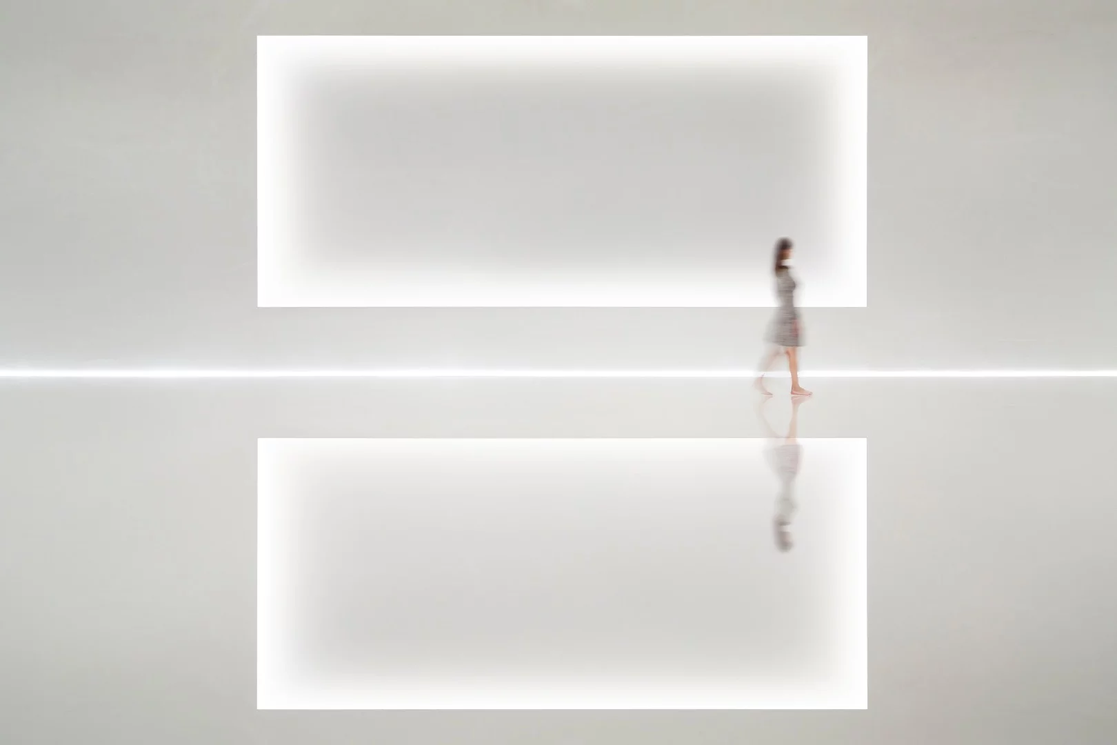 An outer container of felt panels that increase acoustic absorption wraps the interior of the Hyundai Capital Convention Hall