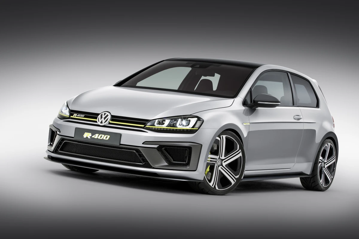 The VW Golf R 400 makes its debut at the Beijing Auto Show from April 21 to 29