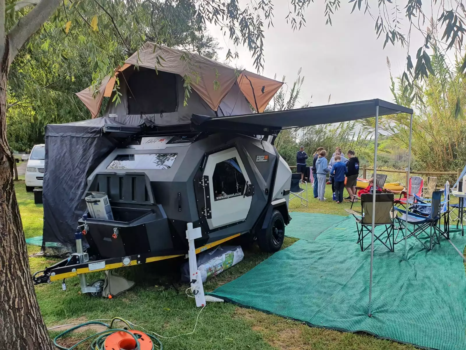 The available privacy shelter and awning turn the Edgeout into a more robust base camp