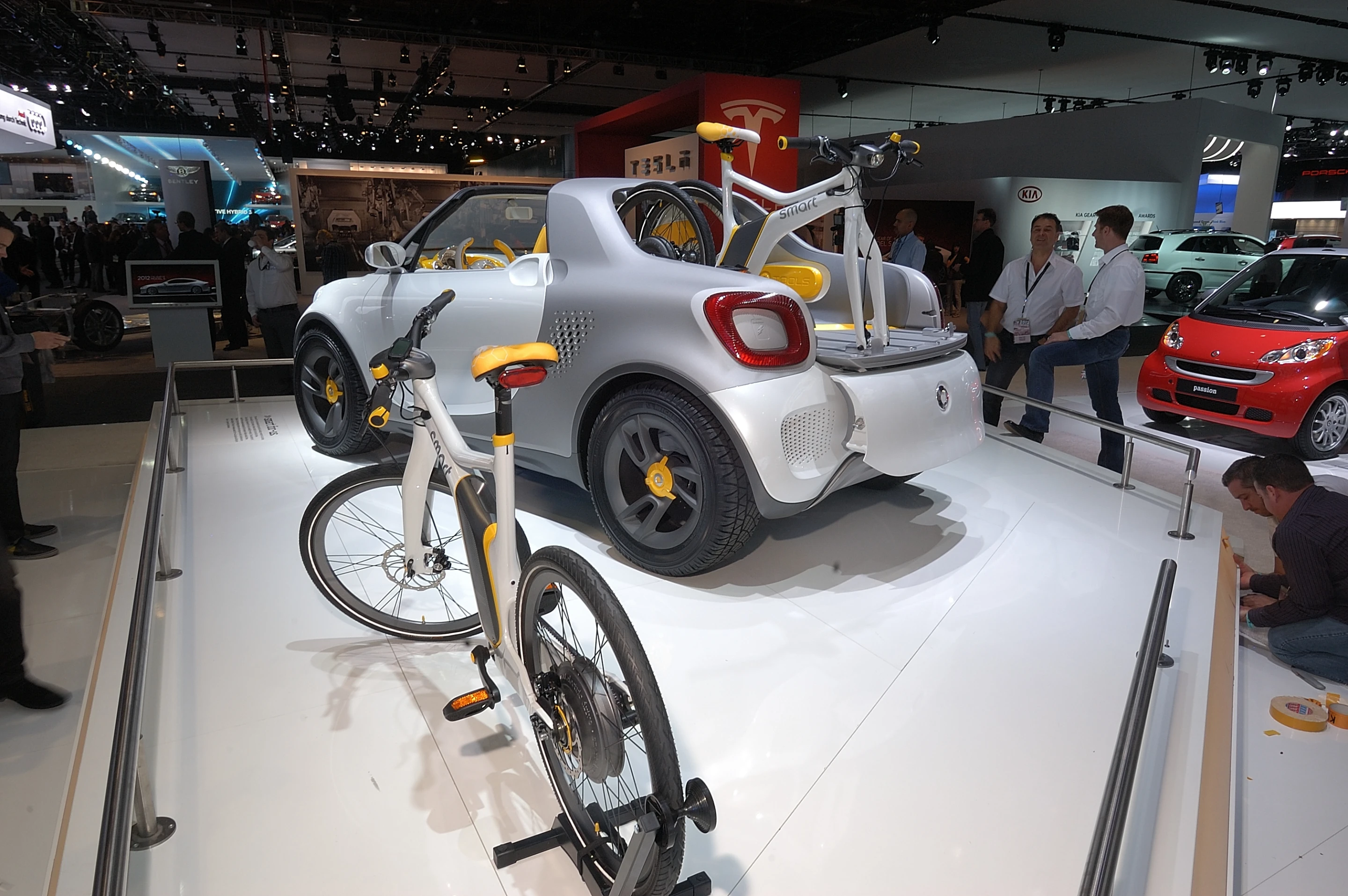 The smart for-us concept electric vehicle