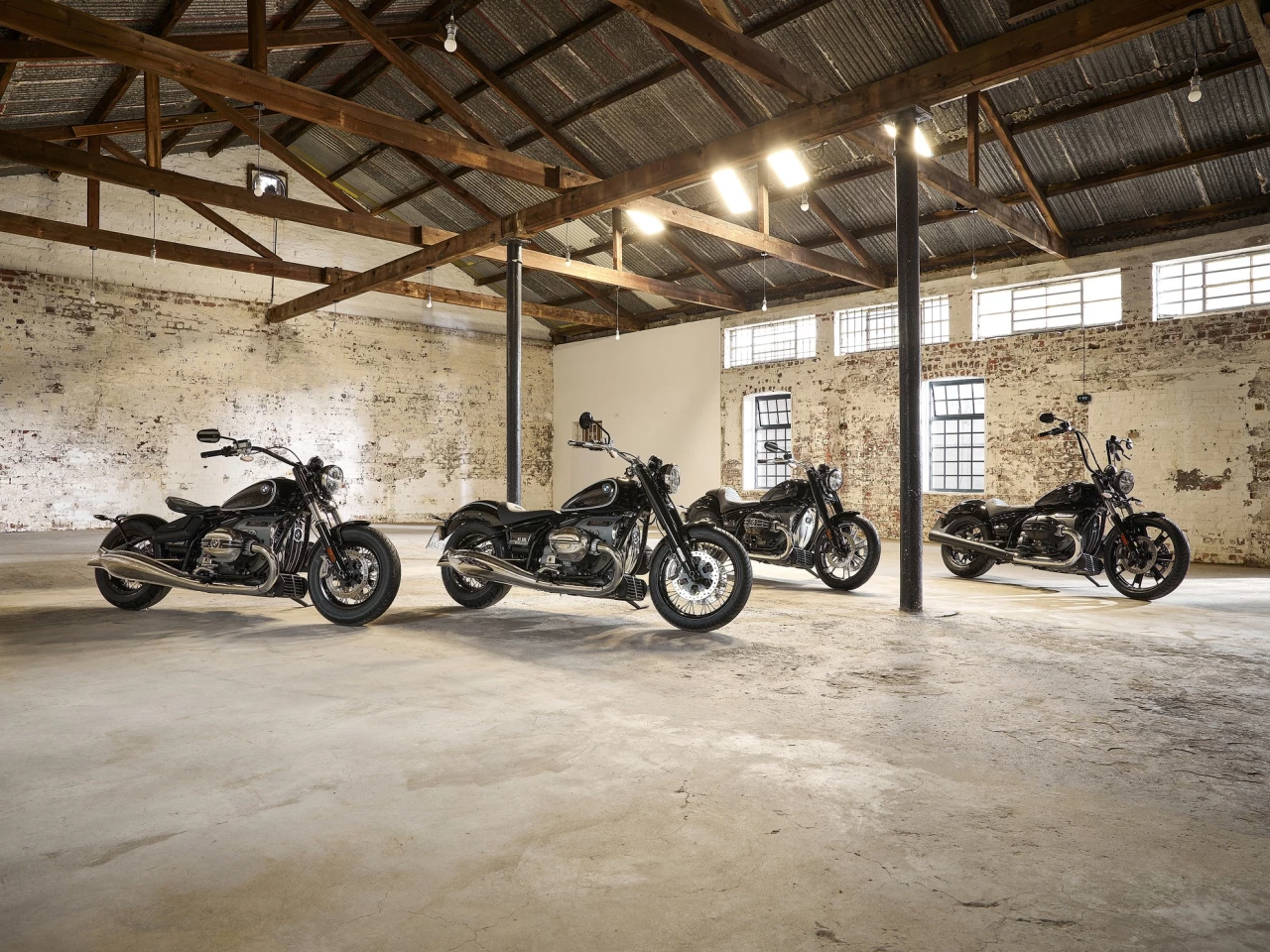 The 2021 BMW R 18 Cruiser is designed with extensive customizing in mind