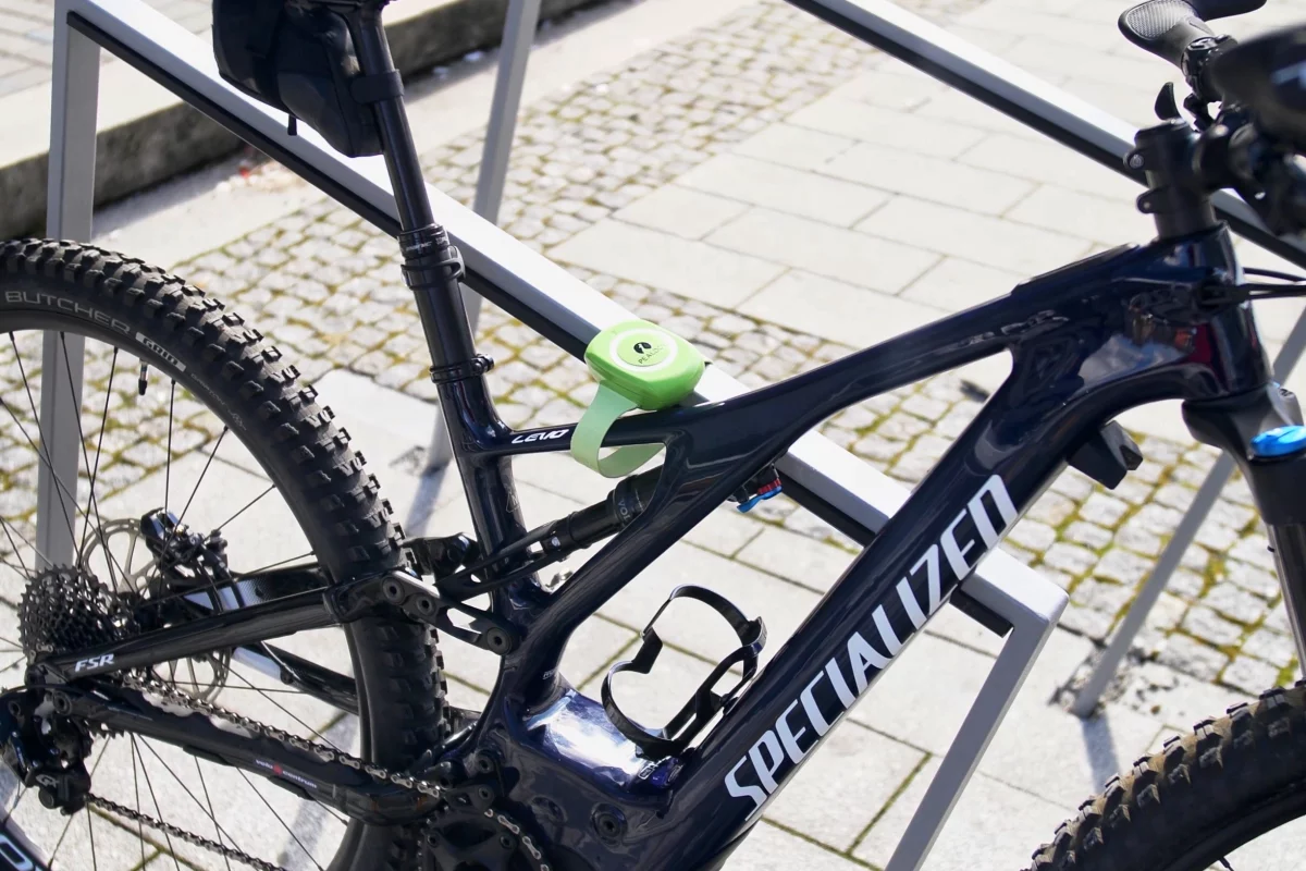 Although a larger lock would be best for longer-term parking, the Pealock (green, at center) could come in handy for temporarily locking up a bike while sitting near it a sidewalk cafe, etc.