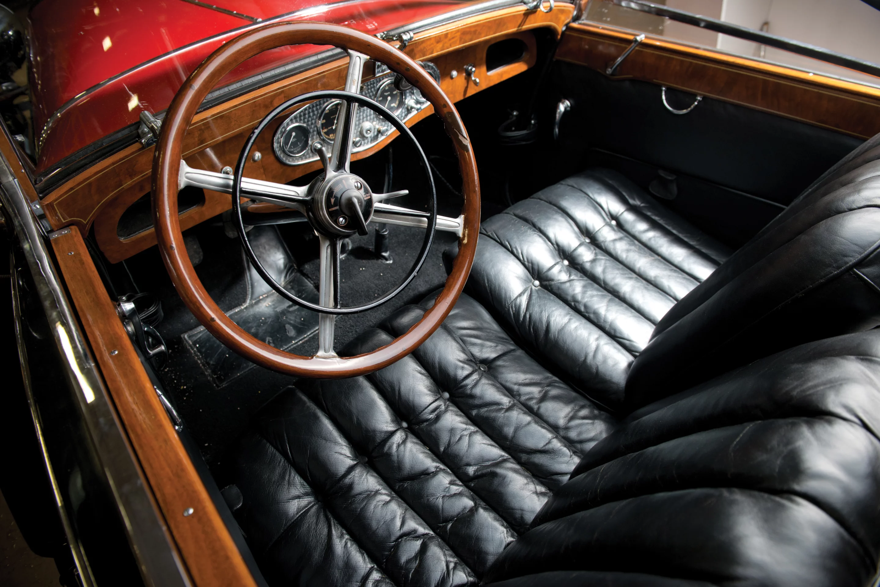 This particular model forms part of a collection of Mercedes-Benz classics in the American Midwest, its body, engine and chassis in original condition