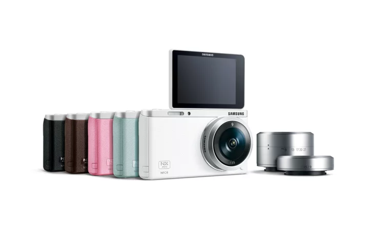 The 20 megapixel Smart Camera NX mini from Samsung