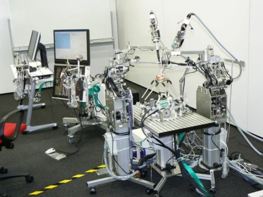 Waseda University's heart rate compensation system allows beating hearts to be operated on as if they were motionless.