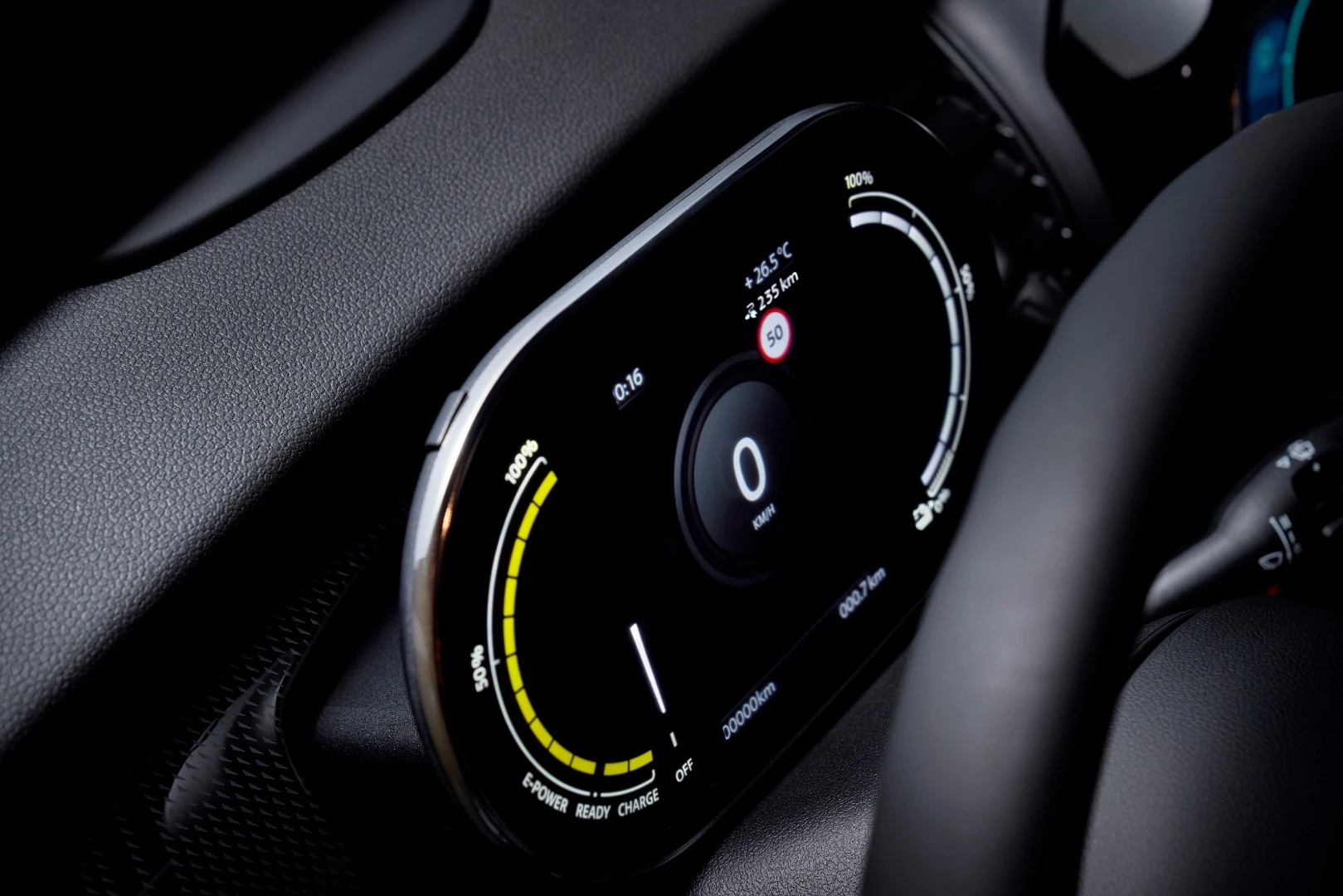 The electric Mini Cooper SE boasts a neat new dash