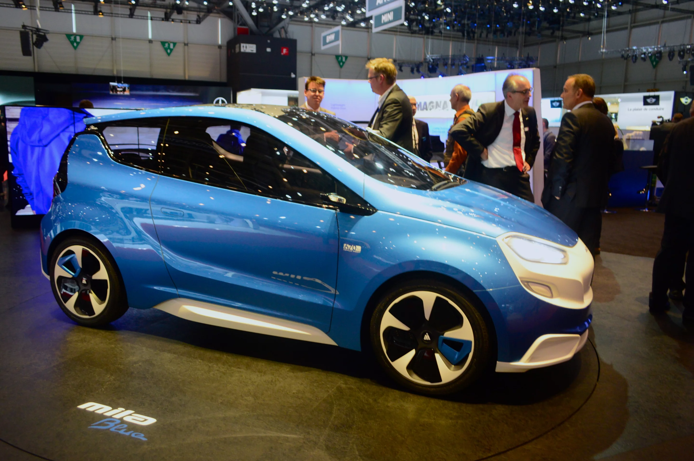 The Magna Steyr MILA Blue uses lightweight materials like magnesium and composites