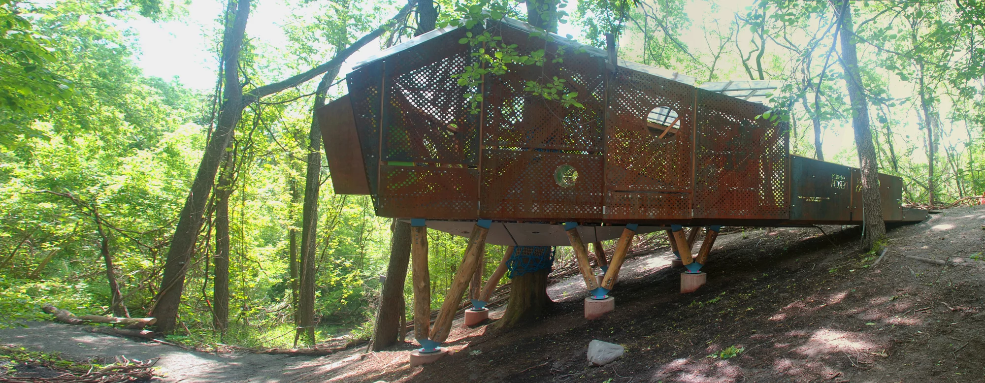 Play Perch is a treehouse-cum-classroom designed by Syracuse University of Architecture students (Photo: Syracuse SOA)