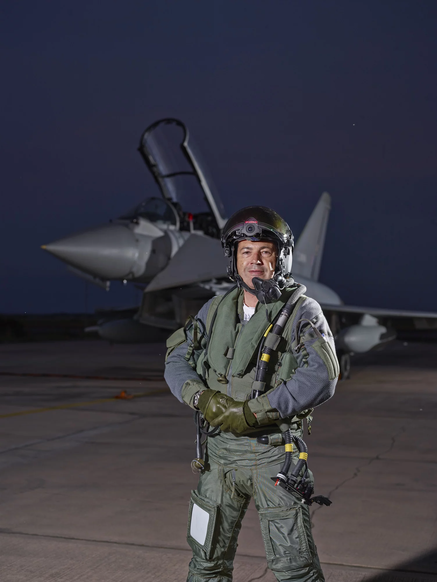 The Striker II needs no manual configuration for day-night transition