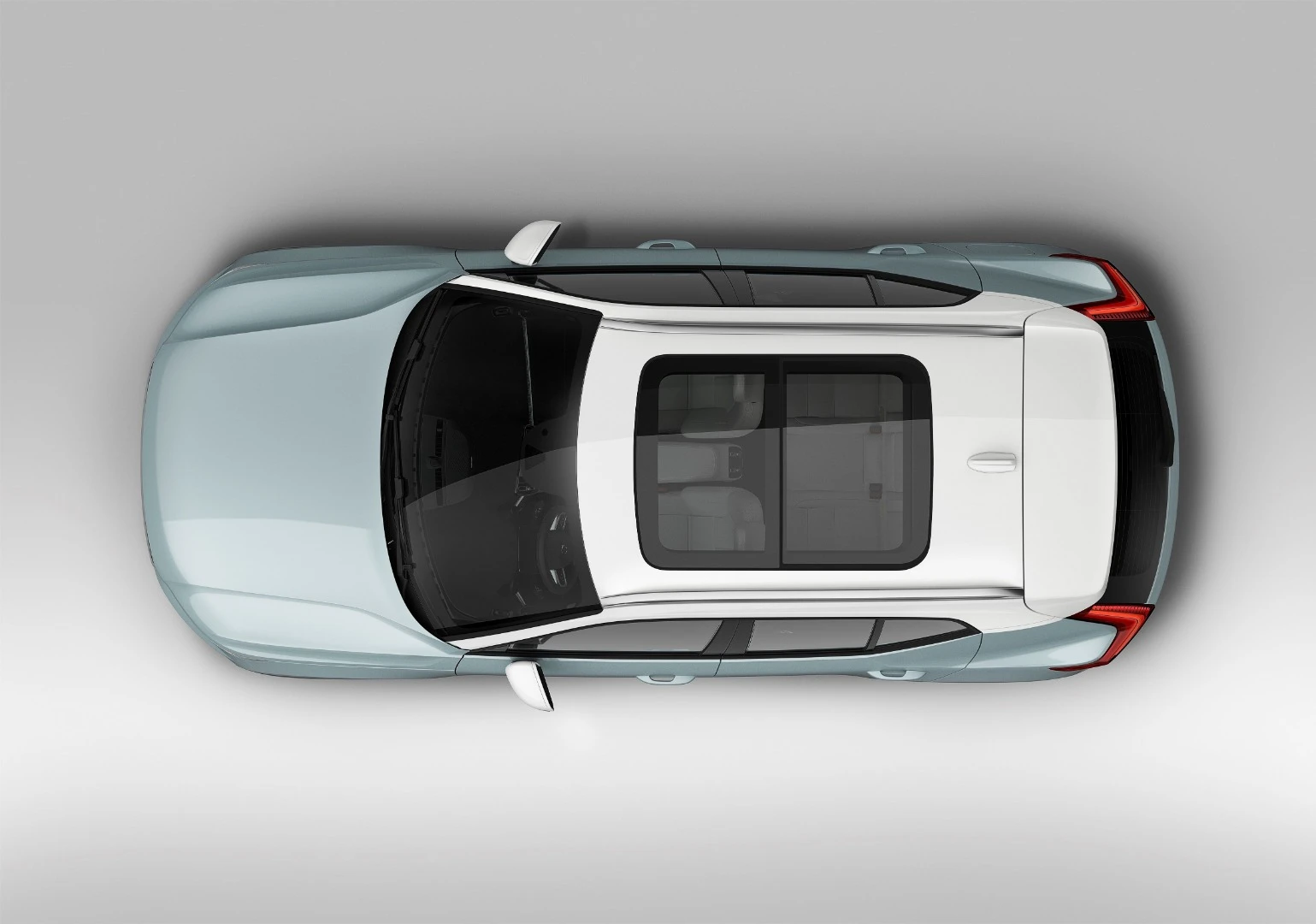 The available two-tone paint and panoramic sunroof are nice options for the Volvo XC40