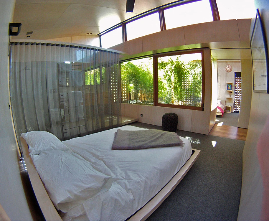 The home's interior design features hidden cupboards and pull down beds (Photo: Edoardo Campanale for Gizmag)