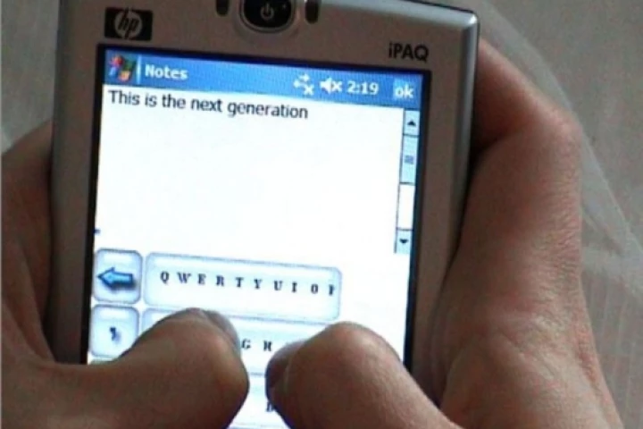 ThumbKey model for hand typing