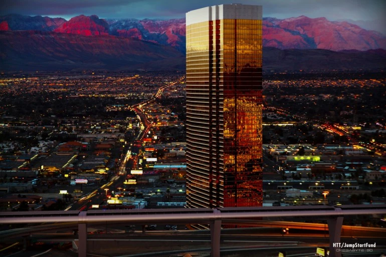 Concept rendering of a Hyperloop track in Las Vegas (Image: Hyperloop Transportation Technologies)