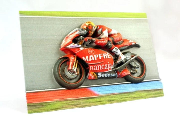 BumpyPhoto turns 2D photos into 3D relief sculptures