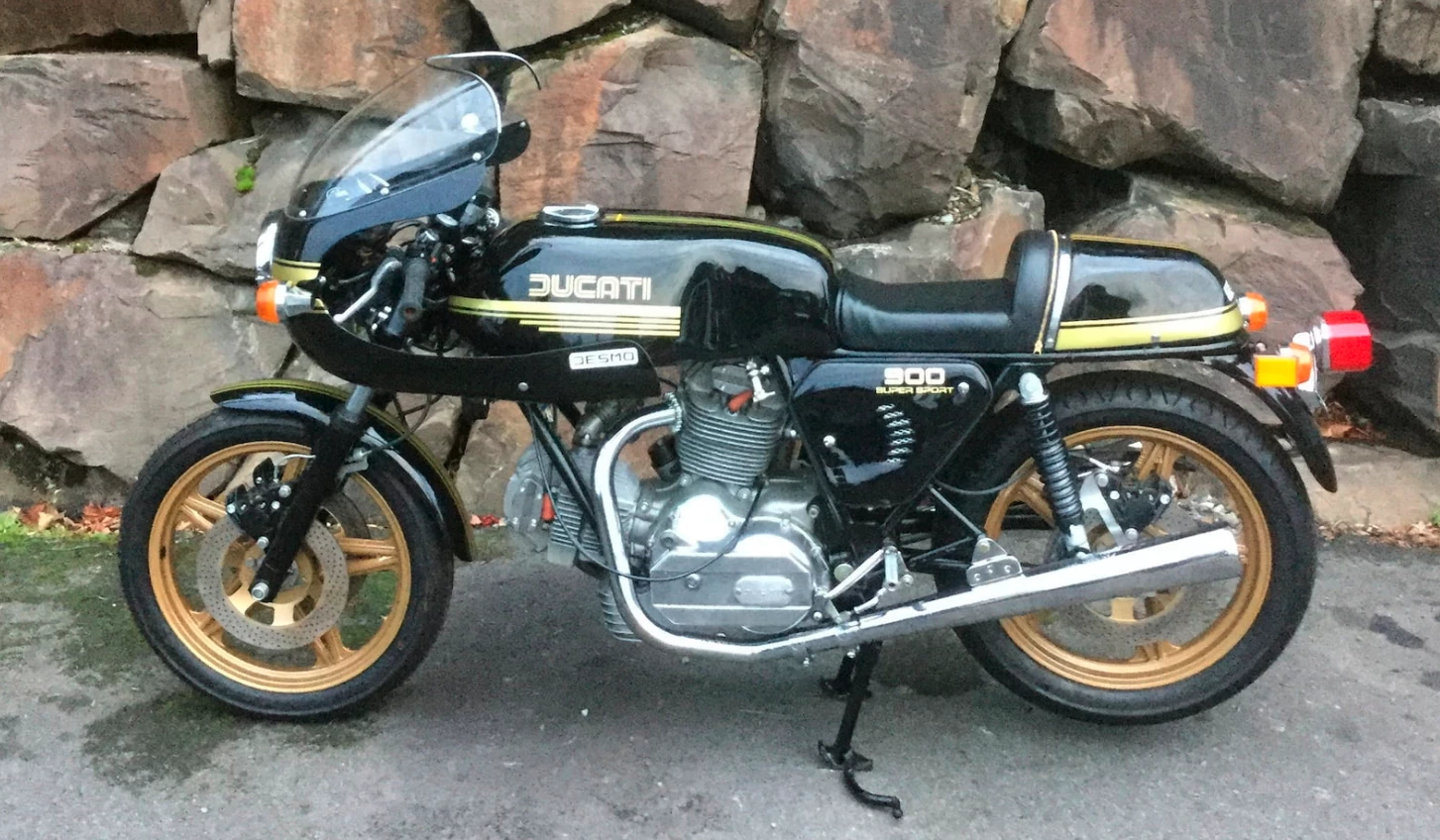 Later models of the Ducati Super Sport such as this 1978 model 900SS are now rising in value with the marketplace originally based on the first Ducati 750 SS, then 750 S and and 750 GT. This 900 SS fetched $47,300