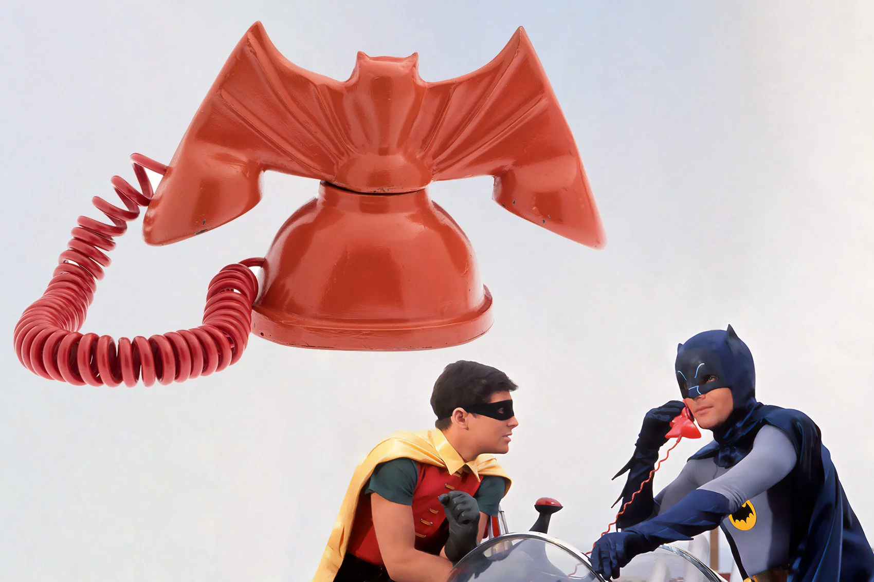 Arguably the most famous fictional phone of all time, (maybe alongside Maxwell Smart's shoe phone), the Jein Collection contained an original Batphone that sold for $22,500.