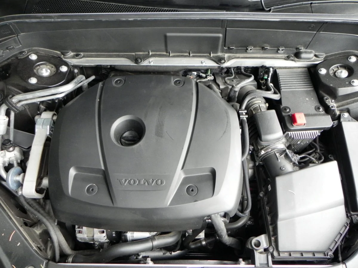Powering this big SUV is a surprisingly astute four-cylinder engine