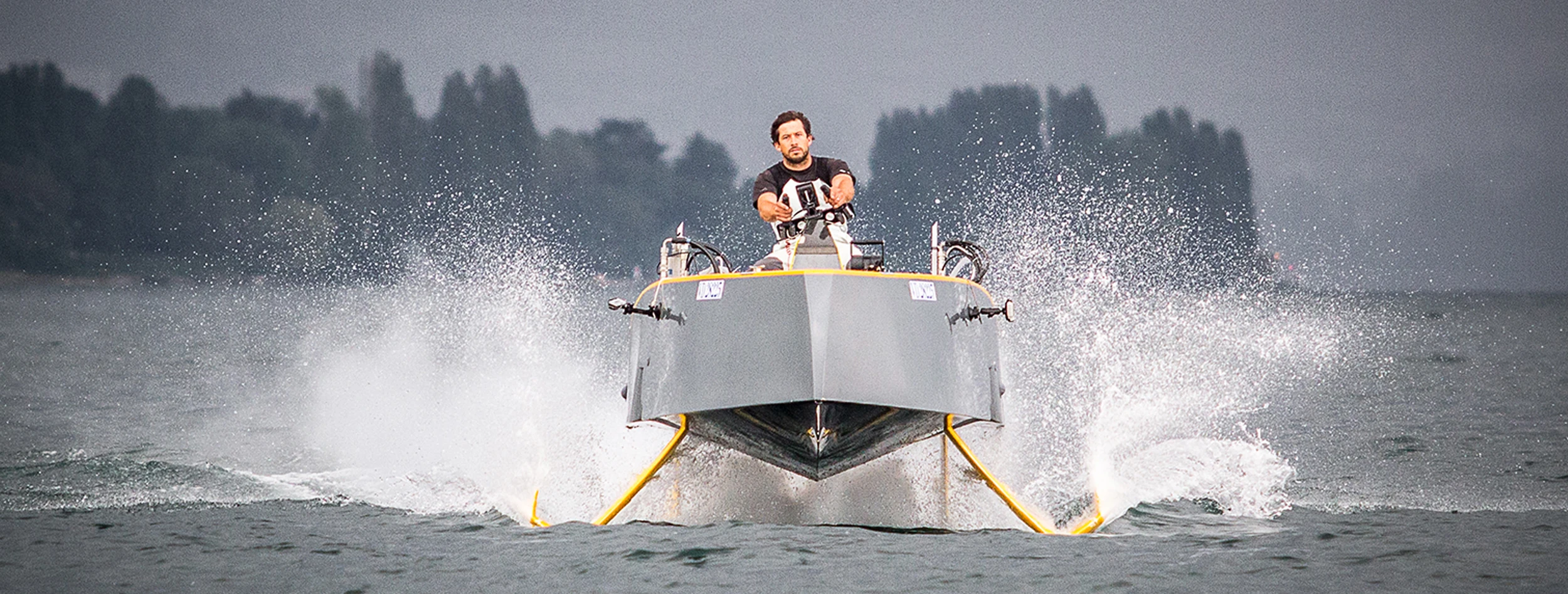 According to Hydros, the HY-X is capable of 30 kn