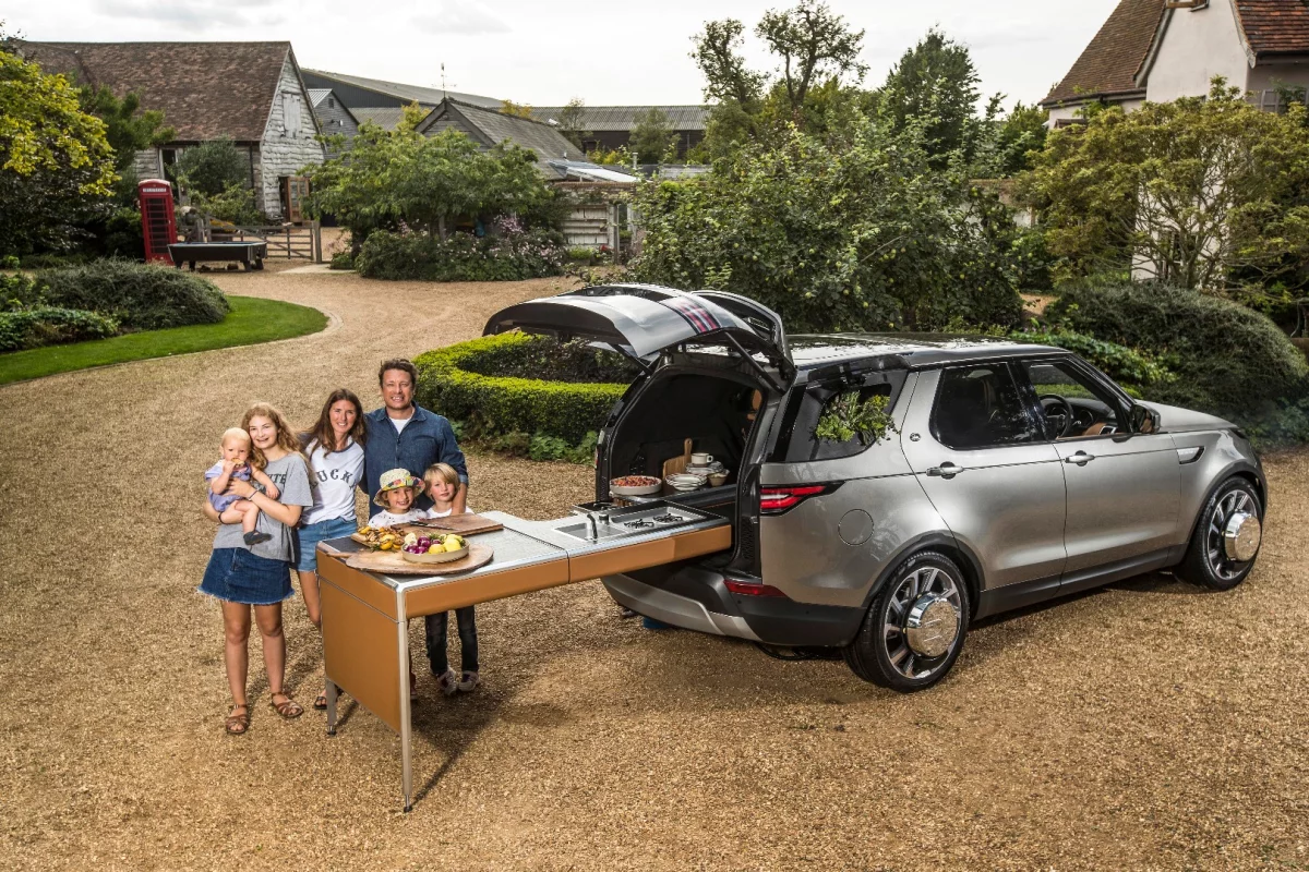 Jamie Oliver and his family enjoy a one-of-a-kind creation