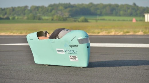 Visibility has been improved by the addition of a window panel for Obree to see out of when cycling (Photo: Rick Robson)