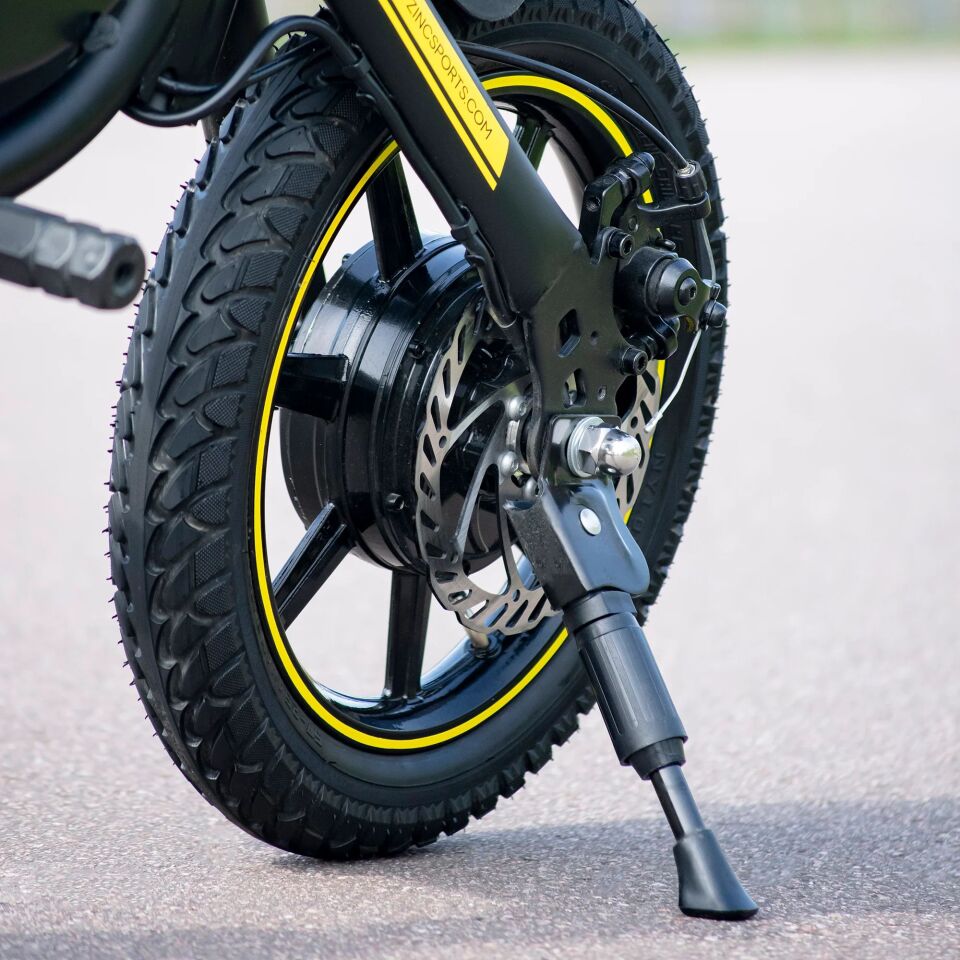 Venture's rear hub motor offers a top speed of 15.5 mph