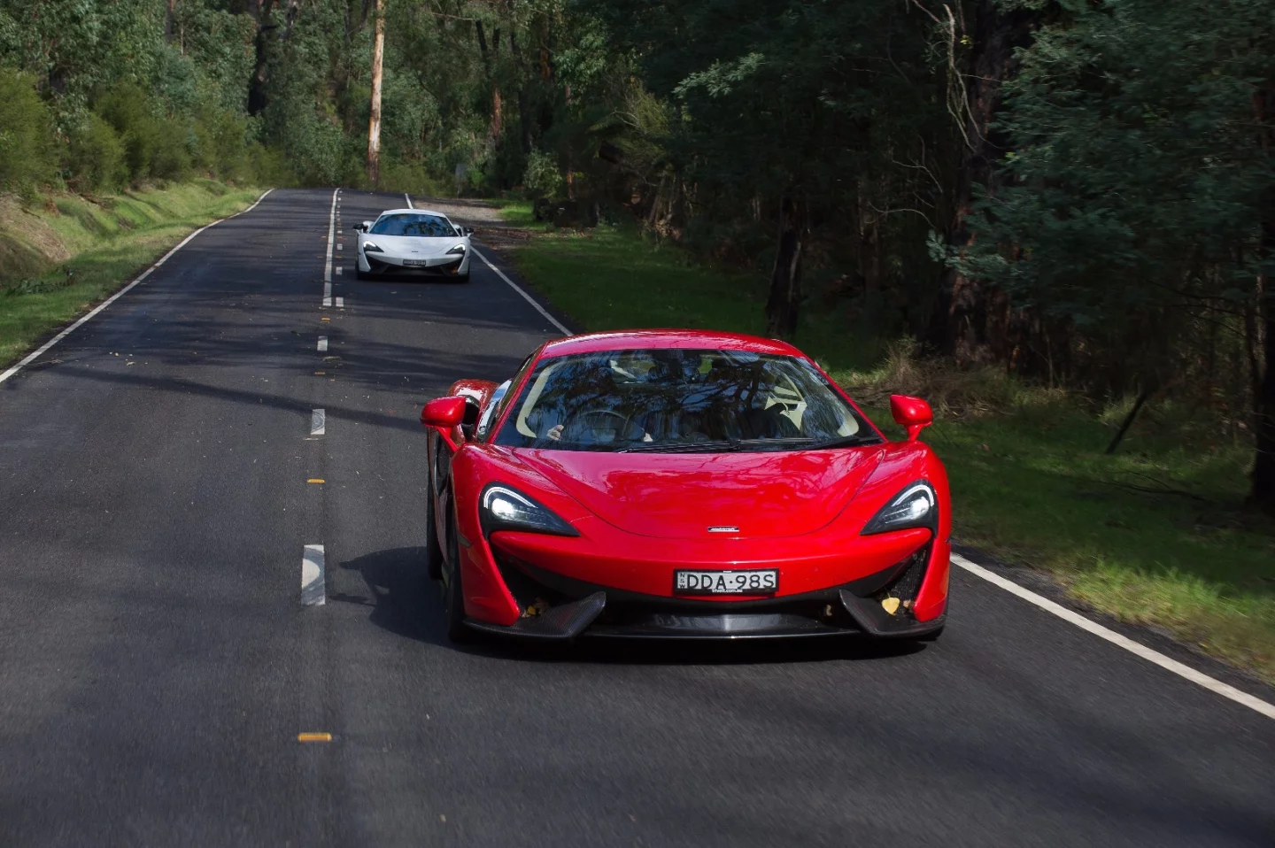 McLaren 570S: a 3.4-second 0-100 kmh sprint edges out the 540C by a tenth of a second