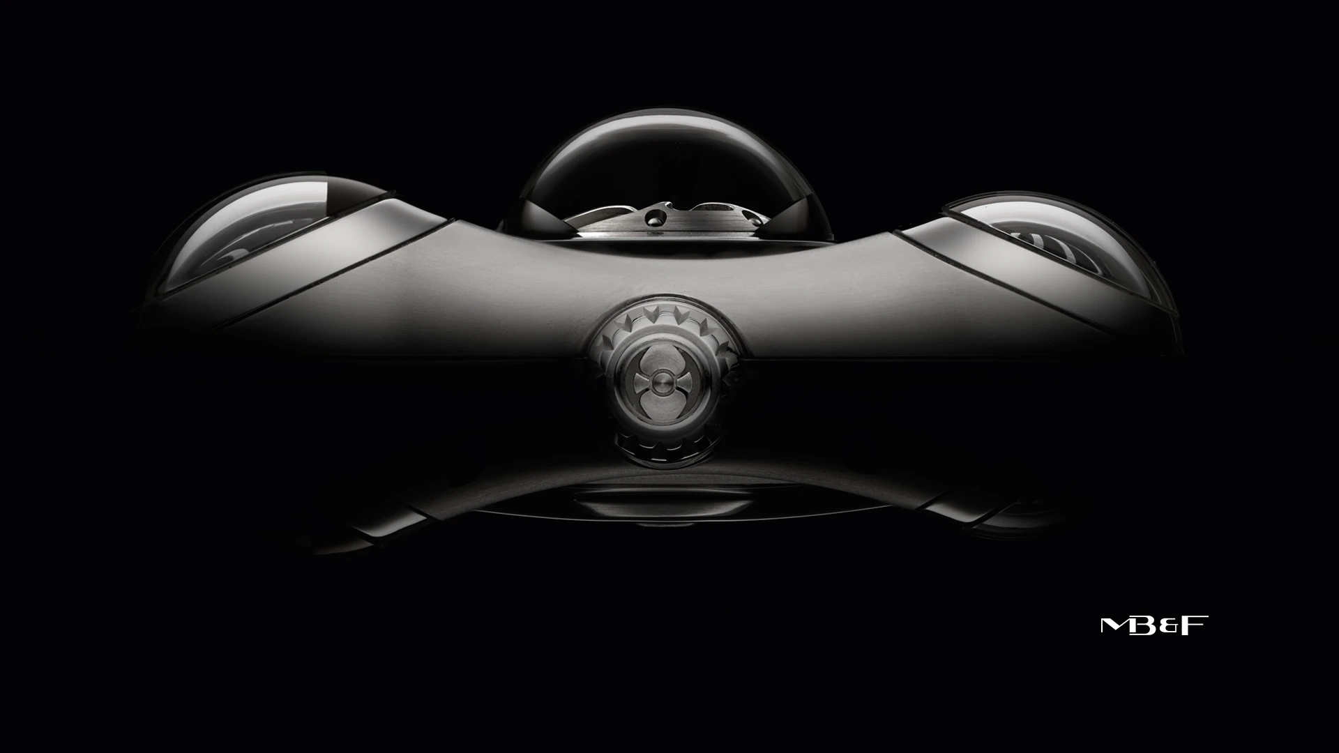Side view of the HM6