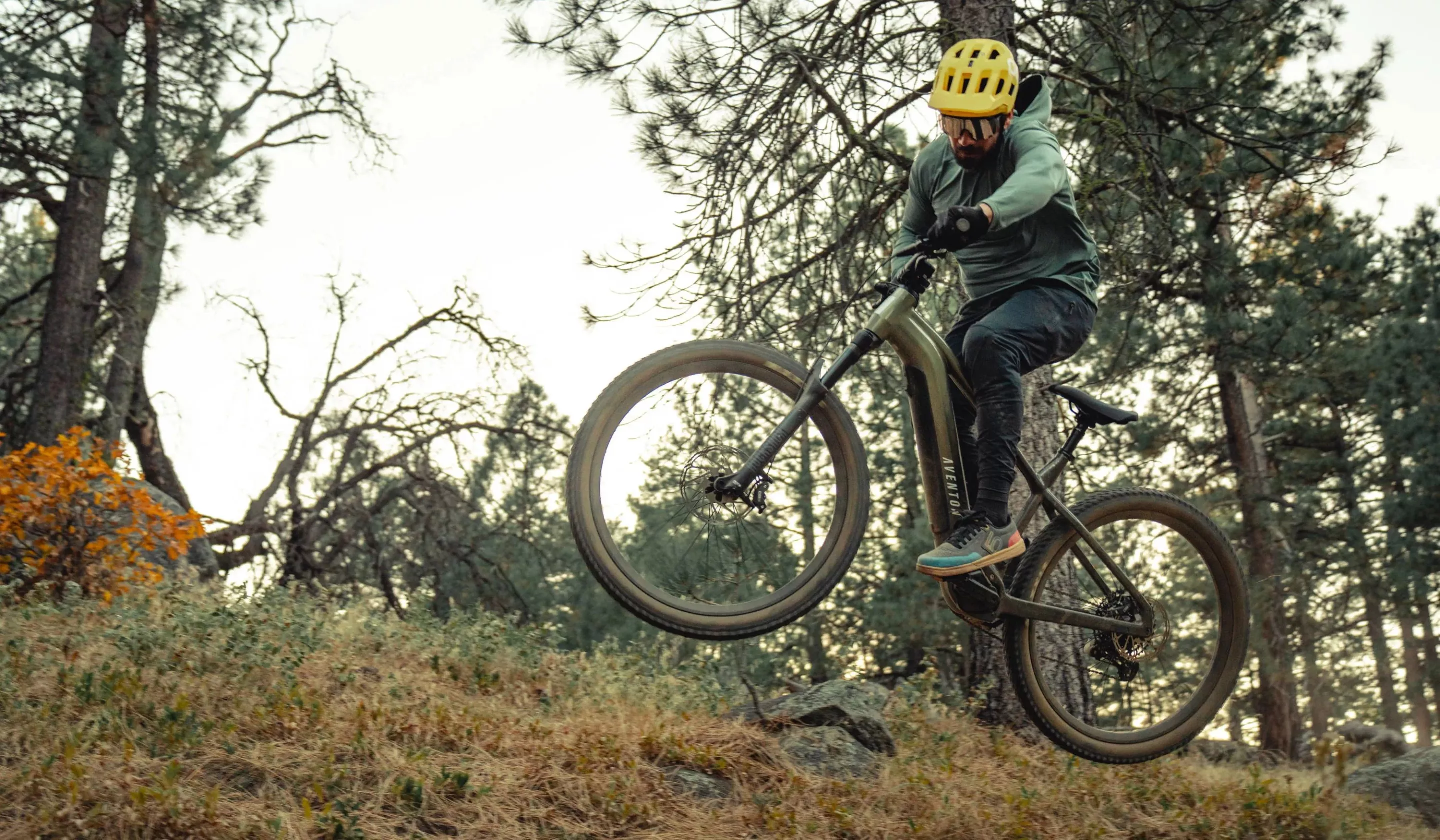 Aventon boasts that the Ramblas "hardtail, all-terrain ebike offers the ultimate comfort on mountain trails or city streets"