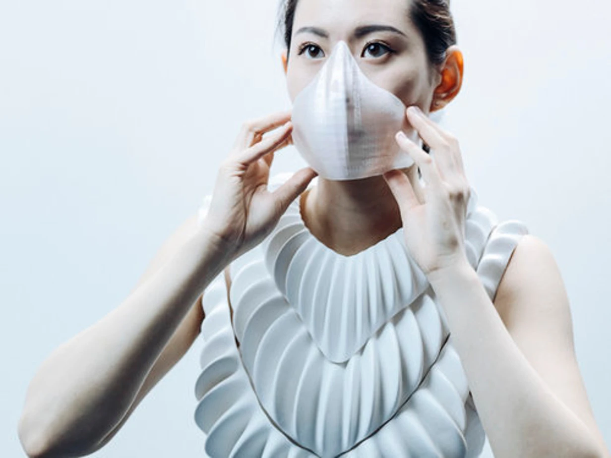 Amphibio is an artificial gill that extracts oxygen from water