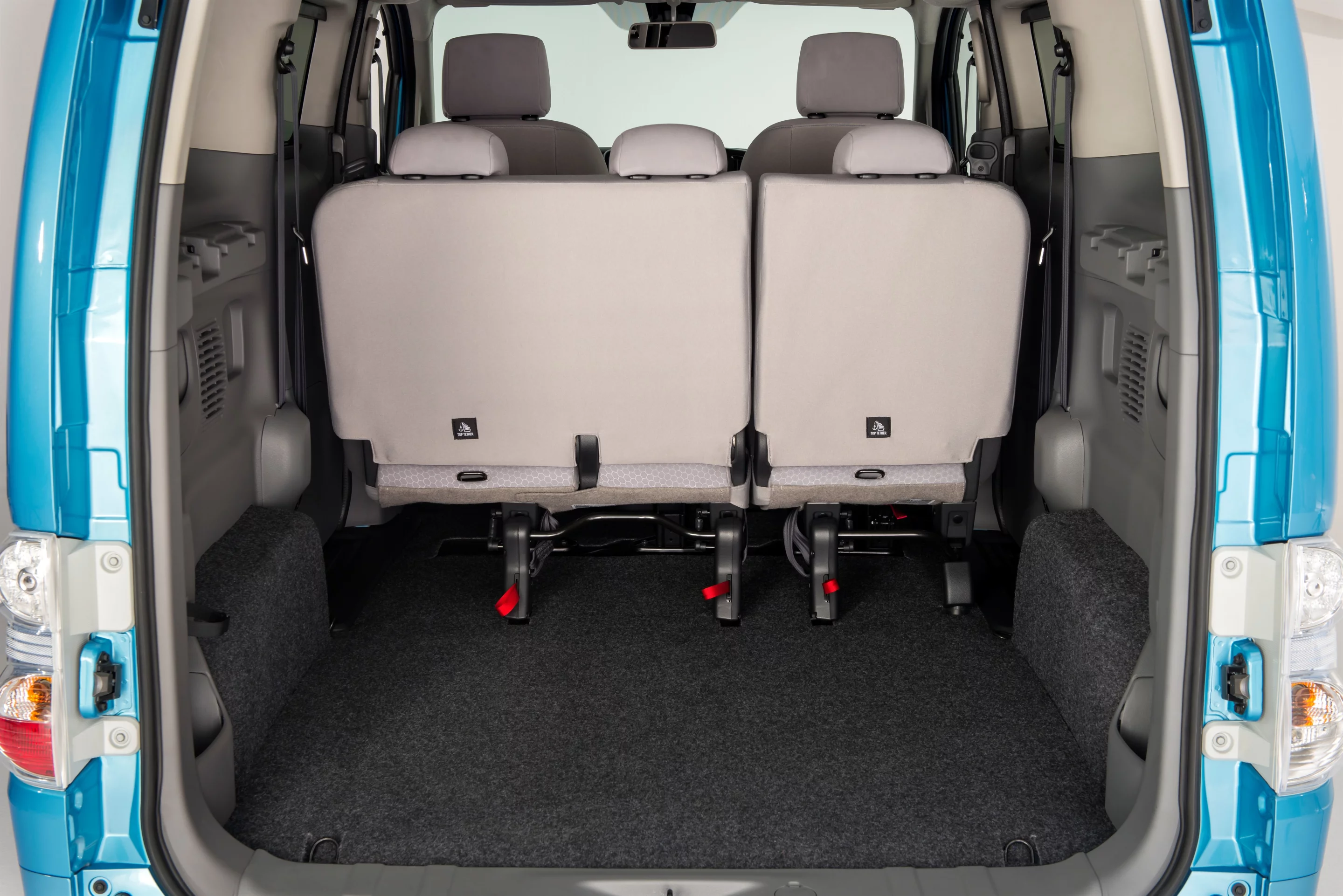 Nissan's e-NV200 boasts 4300 L of cargo space