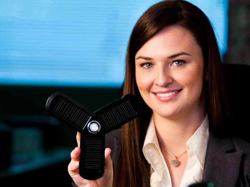 A handy backup power solution for mobile devices