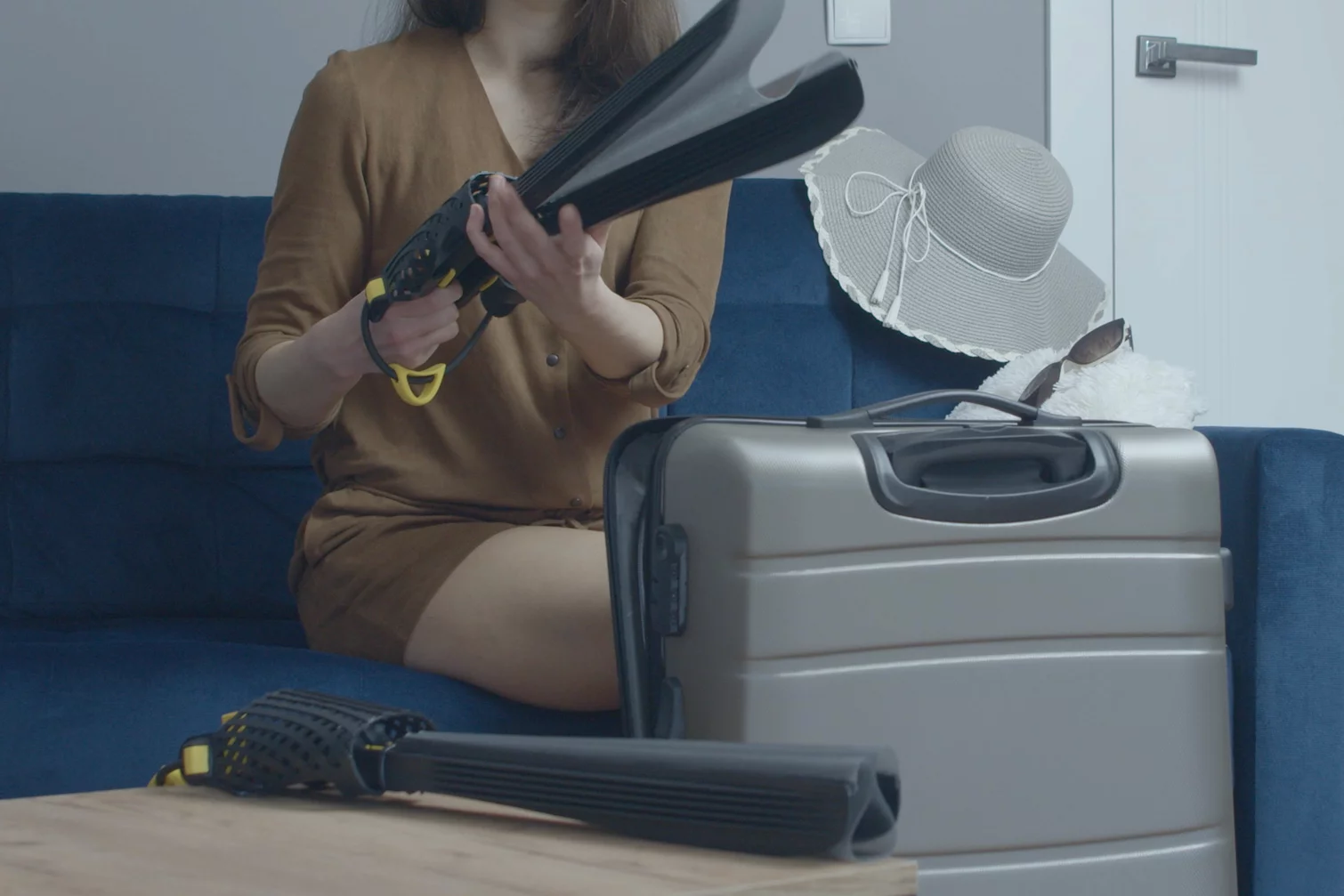 Each Folding Fin measures about 4.5 inches wide when folded