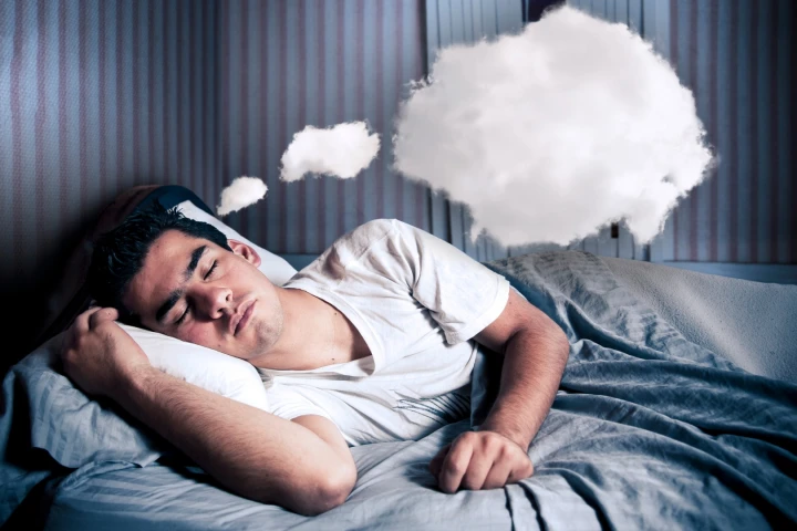 A study found vitamin B6 taken before sleep significantly increases a person's ability to recall their dreams upon waking