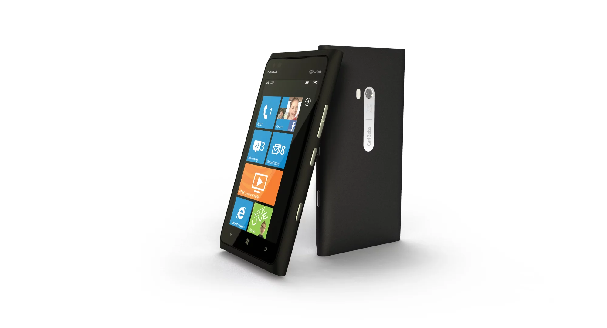 Lots of fun can be had with two Lumia 900s