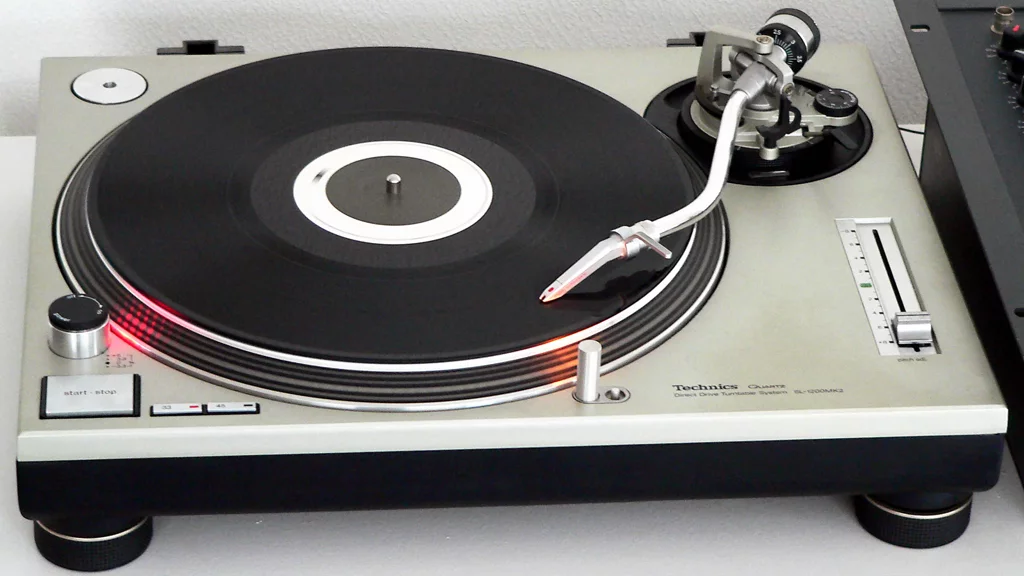The Technics SL-1200MK2 (Image: Dydric)