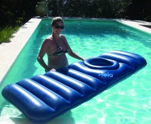 Holo lilo is perfectly shaped for a baby bump