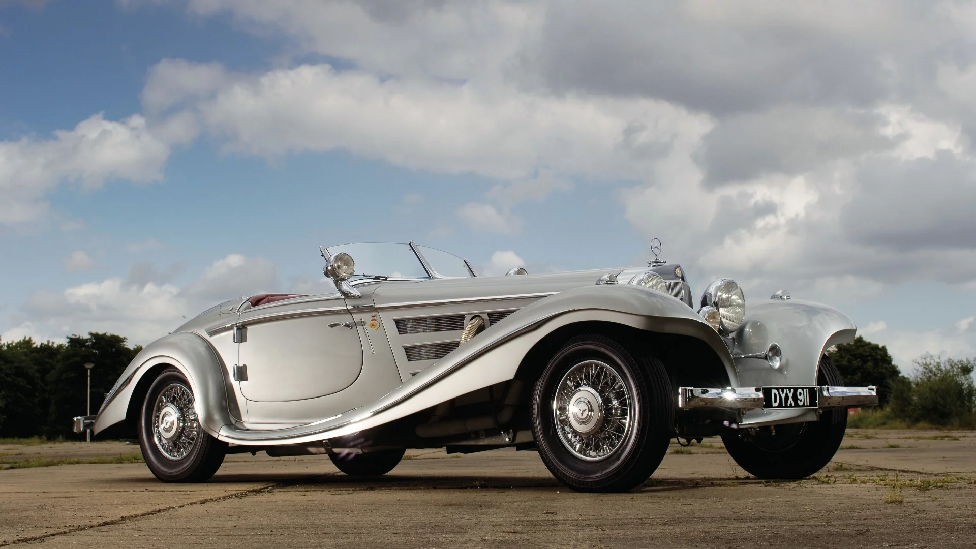 In October 2007, Formula One supremo Bernie Ecclestone decided to clear out the shed because he wanted to buy more cars for his F1 car collection, so his high-door, long-tail Special Roadster had to go ... along with 13 Ferraris and a few other cars. His Roadster fetched $8,106,150 (£3,905,000)