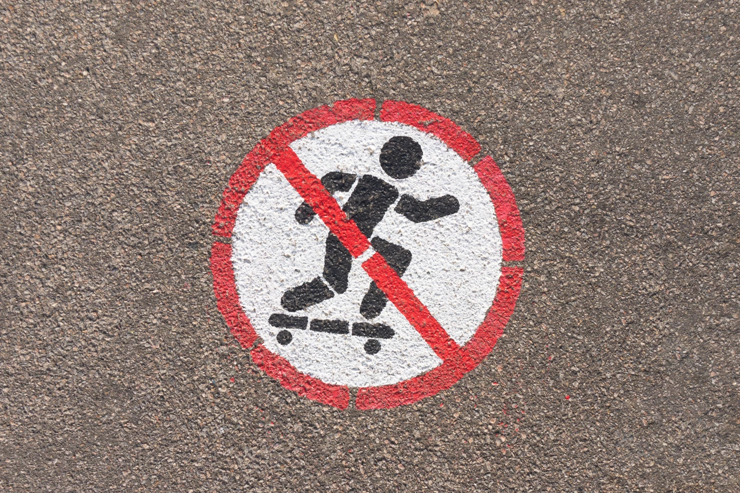 No skateboards