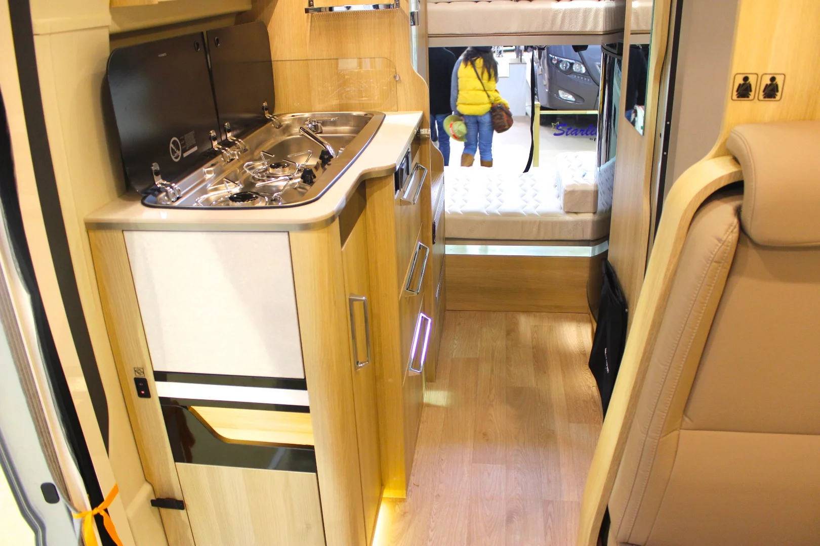 Dreamer Family Van Select kitchen