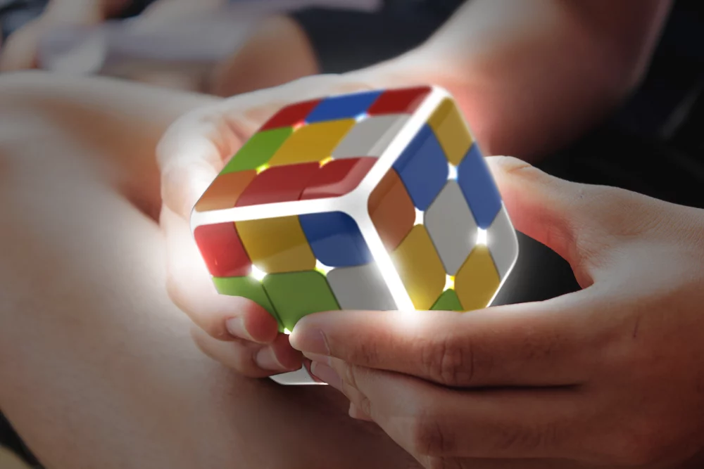 With full Bluetooth connectivity, online battles, games and learning aids, GoCube brings the Rubik's Cube into the digital age