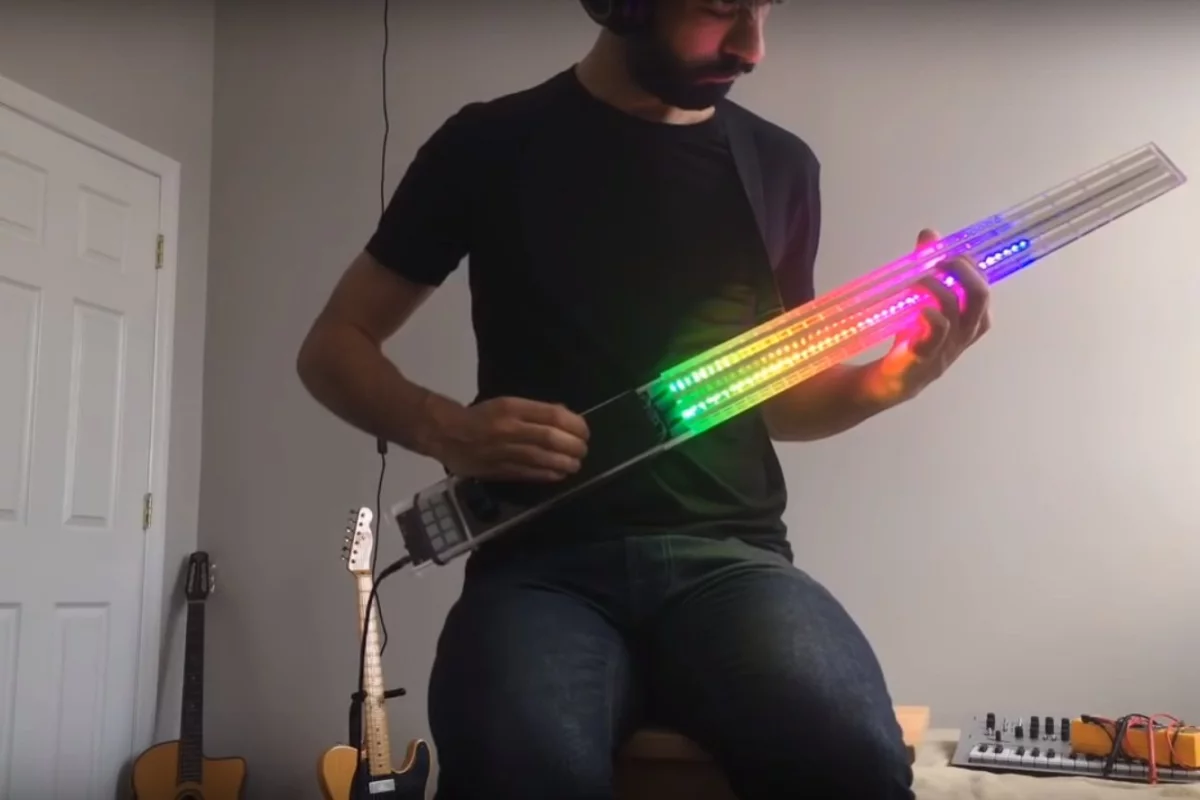 The FM Synth Bass has 120 addressable LEDs embedded in the neck